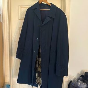 Beautifully preserved vintage trench coat